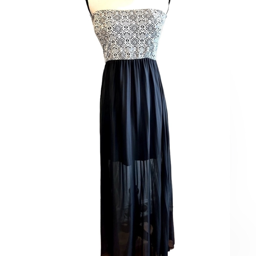 Cantata Maxi Dress Strapless Black Pleated Chiffon Skirt Tapestry Top Medium